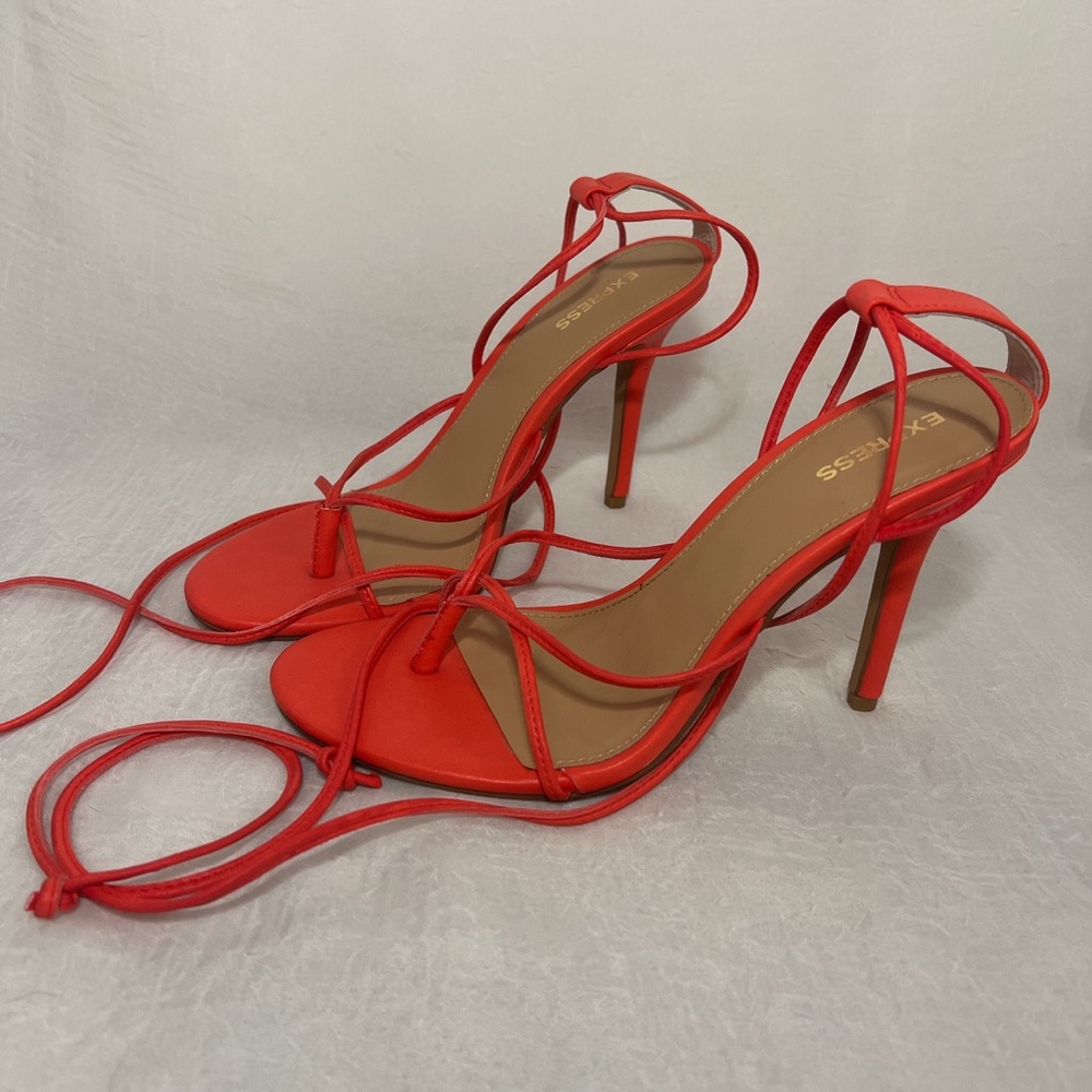 EXPRESS neon pink 4” lace up heels